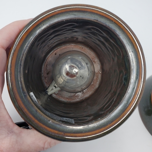 SCENTSY FARFALLE FULL SIZE WAX WARMER RETIRED RED BROWN GLAZE - Picture 10 of 14